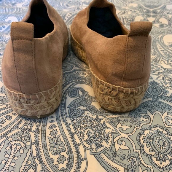 Steven by Steve Madden pink espadrilles. - Picture 4 of 6